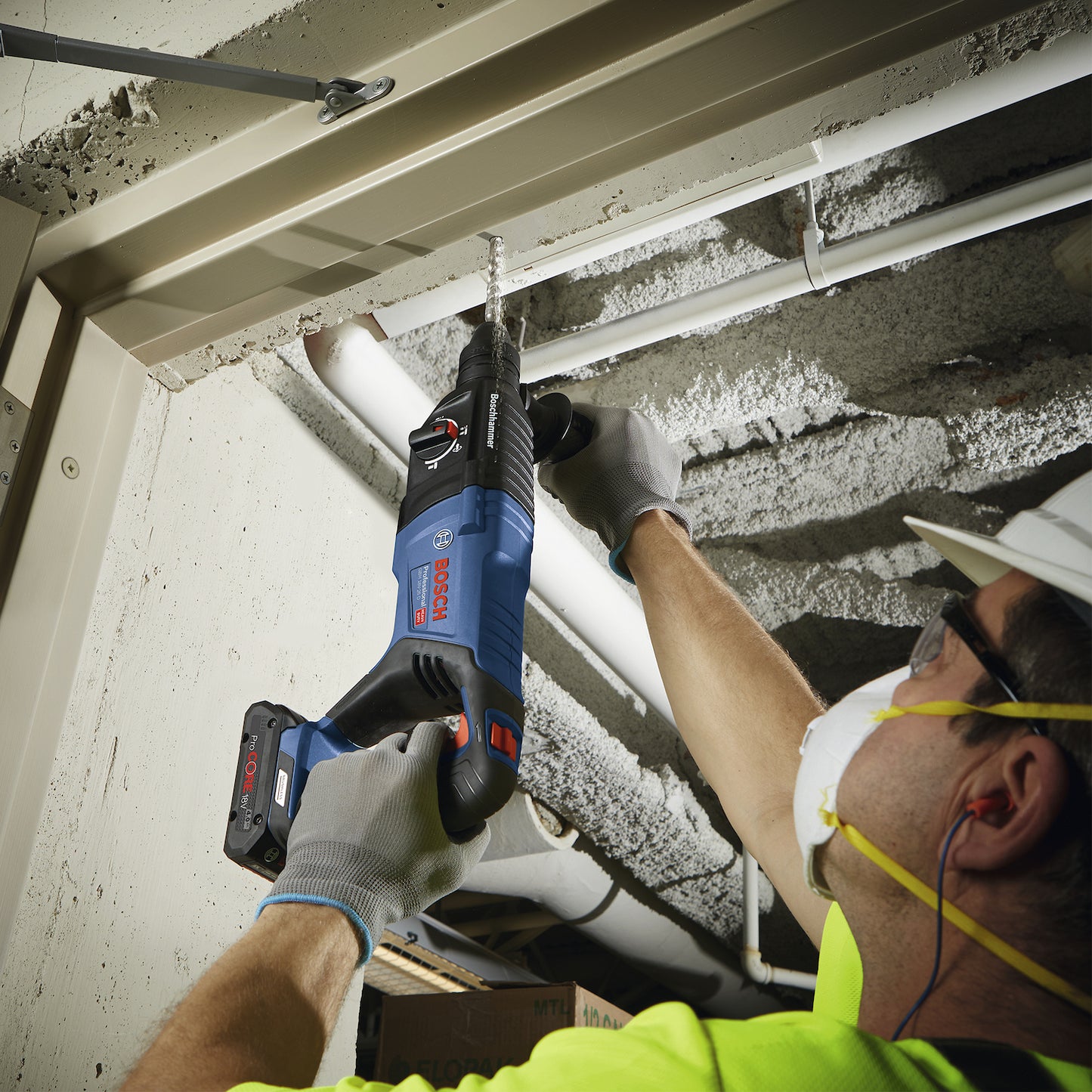 Rotomartillo inalámbrico Bosch GBH 18V-2618V SB